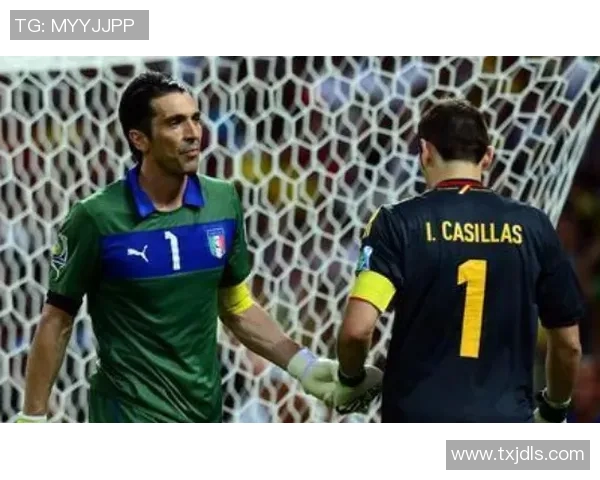 复古足球球星短袖设计经典回潮致敬传奇时刻