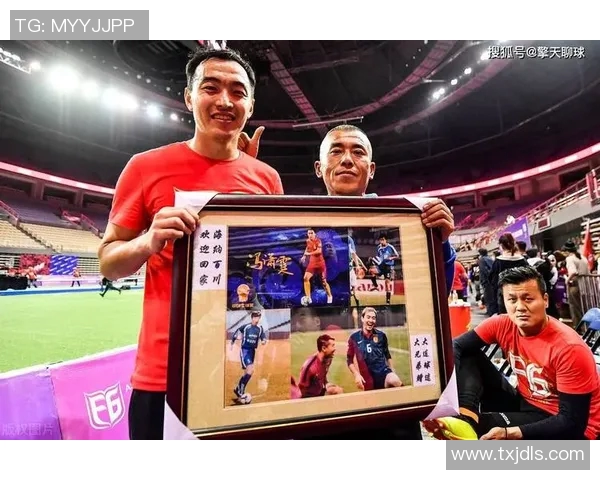 日本足球明星因场内外表现遭批评引发舆论风波